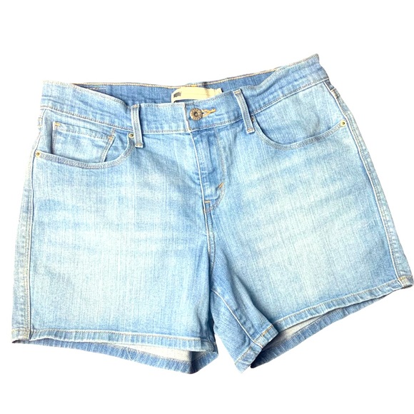 LEVI’S Classic Denim Jean Shorts size 8 - Picture 1 of 10